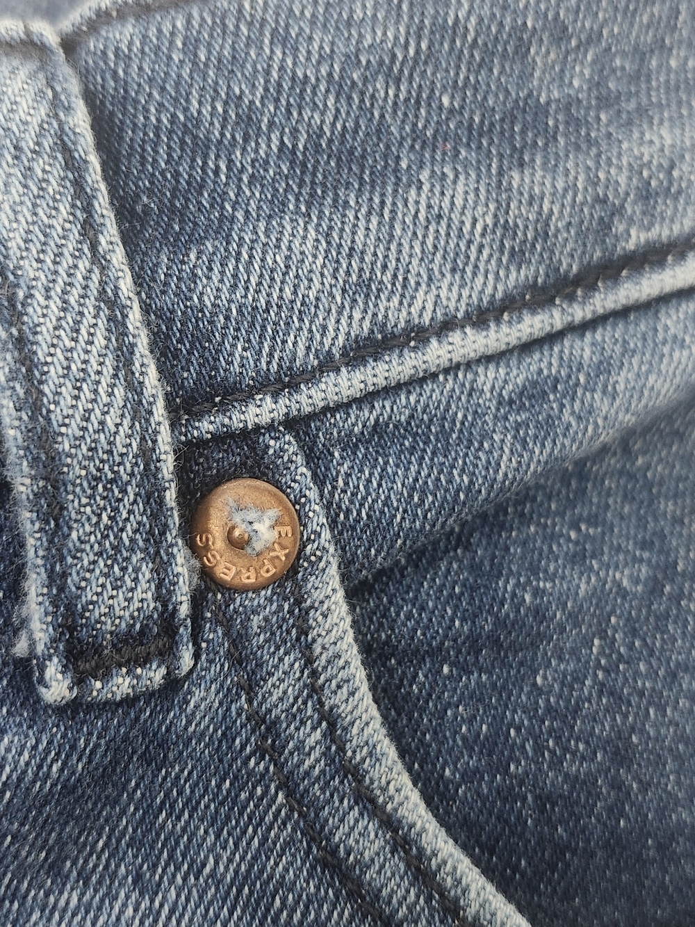 Express Flare Jeans (LONG) - Picture 3 of 6